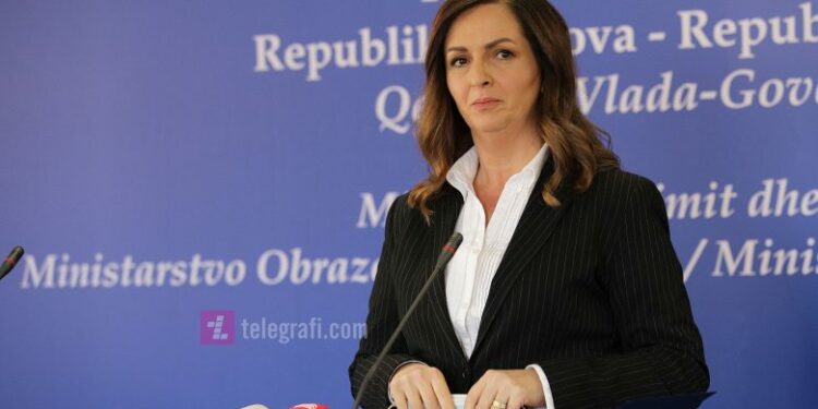 Arbërie Nagavci ngatërron titullin e Agjencisë për Akreditim – e quan Agjencia e Akreditimit të Kosovës