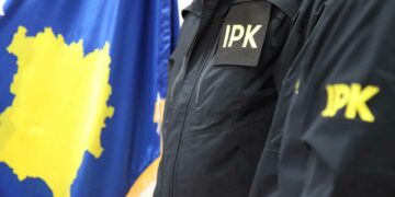 IPK arreston një police, dyshohet se regjistroi një serb që të vërtetonte nëse ishte në kërkim apo jo