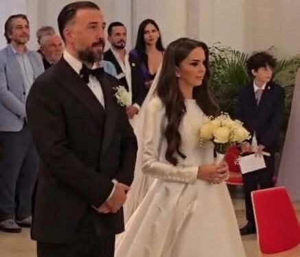 Vajza e ish-presidentit Ibrahim Rugova, Teuta martohet me Agron Gjeloshin në Katedrale