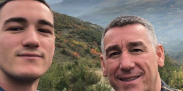 Djali i Veselit i reagon Kurtit: Qëndrim jo dinjitoz, na rëndon neve familjeve dhe s’të bën nder as ty