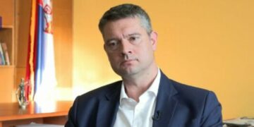 Kuvendi Komunal i Rahovecit shpall “non grata” Igor Popoviqin, dënon deklaratat kundër UÇK-së