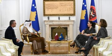 Osmani falënderon Katarin për sigurimin e protezave të invalidëve të luftës