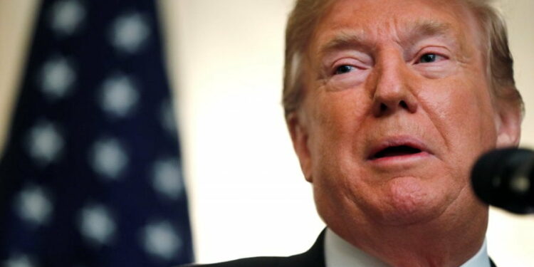 Trump i jep fund spekulimeve: Ukraina nuk duhet të godasë Moskën