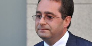 Lulzim Peci për reagimet e pushtetit ndaj Supremes: Qeveria po kalon në diktaturë, kapje e shtetit me zor