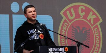 Krasniqi fton qytetarët t’i bashkohen protestës kundër Speciales: Me çlirimtarët, për drejtësi, për Kosovën