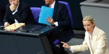 Merz sfidon kritikët në Bundestag: Gjermania nuk do të tërhiqet nga mbështetja për Ukrainën