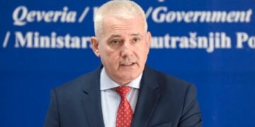 Sveçla konfirmon arrestimin e zyrtarit polior për spiunazh, falënderon edhe Prokurorinë