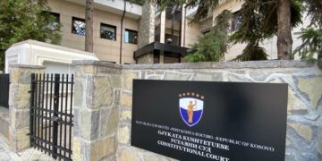 Gjykata Kushtetuese: Kuvendi duhet të zgjedhë kreun e ri përmes votimit të hapur