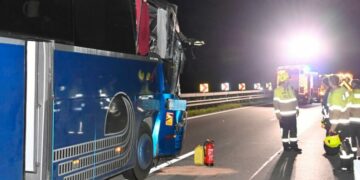 Pasojat e aksidentit mes autobusit nga Kosova dhe kamionit, mediat gjermane publikojnë pamje nga vendngjarja