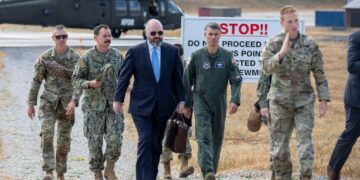 Ambasada amerikane deklarohet për vizitën e zyrtarit amerikan: Përforcon partneritetin mbrojtës SHBA-Kosovë
