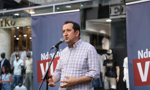 Deputeti i LVV-së në RMV mbron institucionet pas thirrjeve antishqiptare në palestër: Jemi të dënuar të bashkëjetojmë