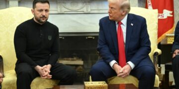 Kush do t’i shoqërojë Trump dhe Zelenskyn në takimin në Shtëpinë e Bardhë?