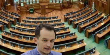 Cakolli: Të gjitha pikat e aktgjykimit, vlejnë edhe për zgjedhjen e nënkryetarëve të Kuvendit