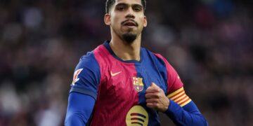 Barcelona nuk planifikon ta shesë Ronald Araujon