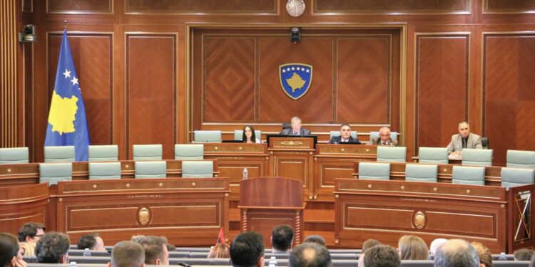 “Kuvendi është inekzistent, deputetët e kanë sjellë vetë vendin në këtë situatë”