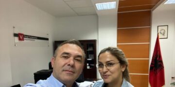 Heshtja shurdhuese e Shqipe Selimit për protestën kundër Speciales dhe reagimi shpërthyes ndaj Gjykatës Kushtetuese