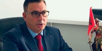 Avokati Skënder Musa: shumica e deputetëve të LVV-së kanë pasur lidhje me ish-sistemin e kaluar