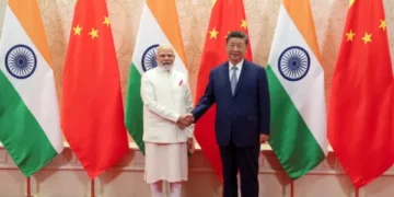 CNN: Xi dhe Modi diskutojnë miqësinë në një botë të trazuar, ndërsa tarifat e Trump godasin