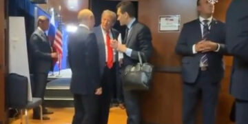 Prapaskenat e takimit, BBC: Falë pritjes së ngrohtë të Trumpit, Putini ndihet sikur ka rifituar respektin në skenën botërore