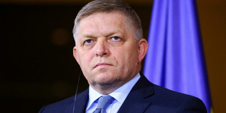Kryeministri sllovak: Ukraina nuk mund t’i bashkohet NATO-s