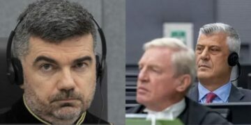 Gjykatësi i sanksionuar nga SHBA tallej me avokatin e Thaçit për mungesën e simboleve kombëtare në Gjykatën Speciale