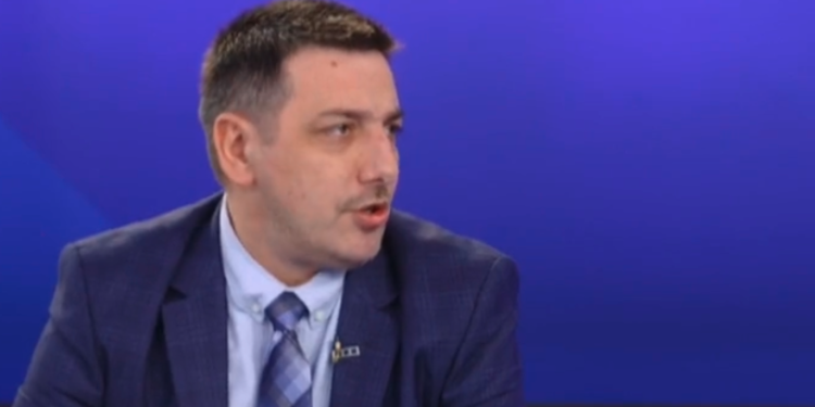 Qortimi i QUINT-it, Valon Syla: Nacionalizmi me bateria i Kurtit po godet Republikën në themel