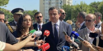 Kurti shmanget kur pyetet për dorëheqjen e Liburn Aliut: S’është as vendi e as koha për këtë çështje