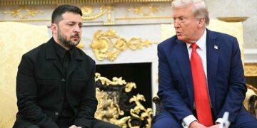 Nis takimi me dyer të mbyllura Trump-Zelensky