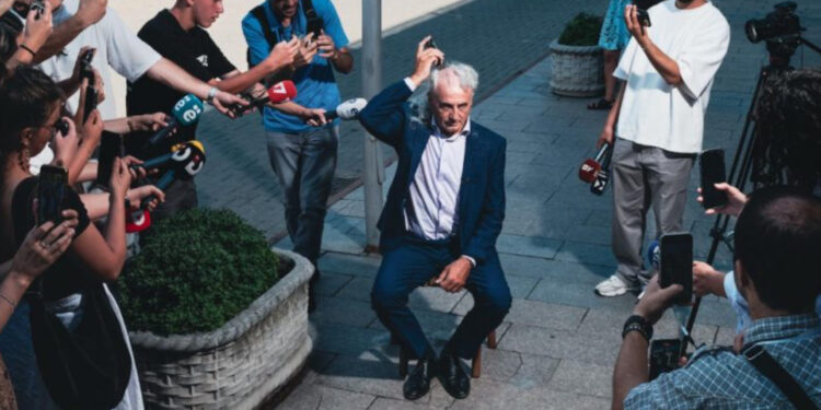 Koci zhgënjehet shumë nga deputetët: Pa u largu shumica e këtyre politikanëve, Kosova s`ka shpëtim