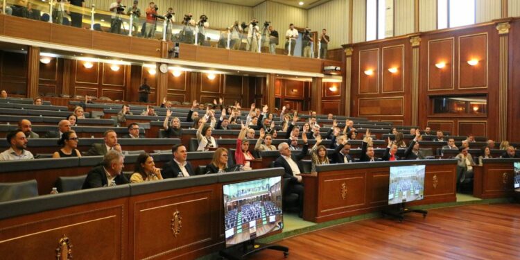 Çerkini: Vonesa në konstituimin e Kuvendit është shkelje kushtetuese