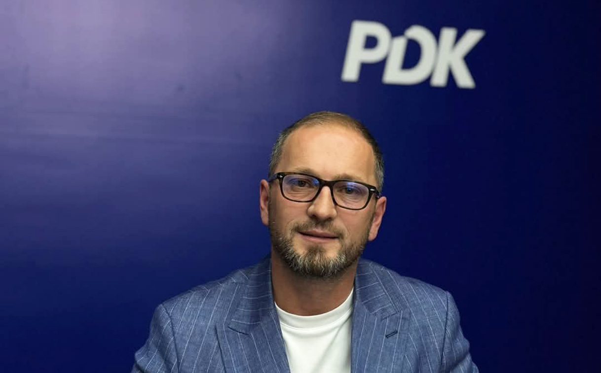 Kandidati i PDK-së për kryetar të Drenasit shpërthen në lot, ja çka e emocionoi