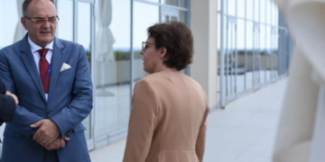 Donika Gërvalla mohon aferat korruptive, e mbron edhe Martin Berishajn