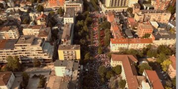 Pamje të reja që tregojnë numrin e madh të pjesëmarrësve dje në protestën kundër Speciales