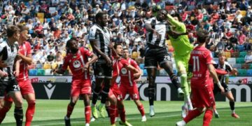 Inter ka dy objektiva kryesorë në mbrojtje derisa përgatitet për shitjen e Pavard