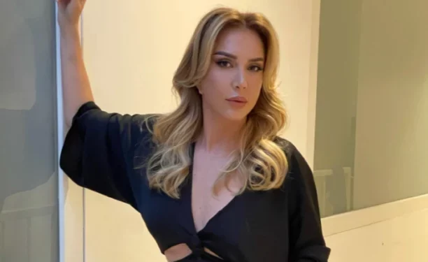 Dasmorët e “mbulojnë” me bakshish Teuta Selimin (VIDEO)