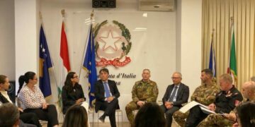 Zyrtarët italianë që punojnë në Kosovë mblidhen për një analizë të thelluar të situatës, ambasada jep detaje