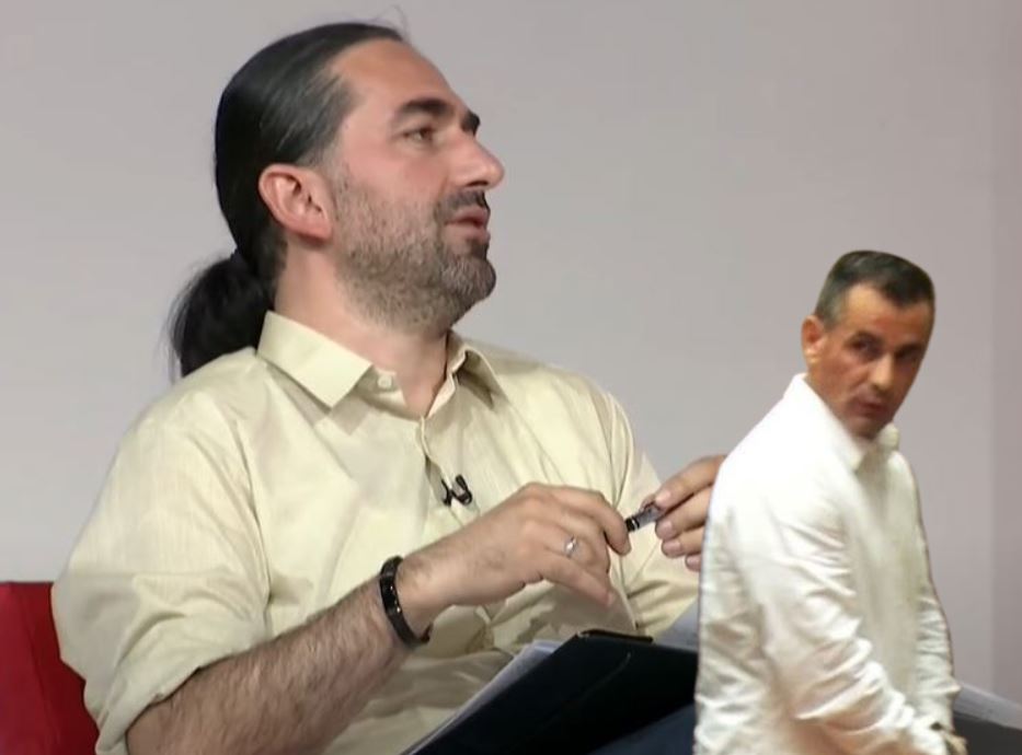 Prebreza i VV-së ia huq keq, e ngatërron rrugën me emrin e dëshmorit me atë të Enver Sekiraqës