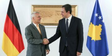 Ambasada gjermane njofton për takimin Kurti-Rohde në Kryeministri