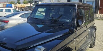 Policia sekuestron një mercedes me vlerë 160 mijë euro, pronari kishte detyrime të pashlyera në Gjermani