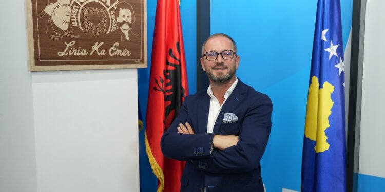 Asgjë më e rëndësishme se UÇK-ja: Hajdari nuk e hap fushatën sepse do të udhëtojë për Hagë