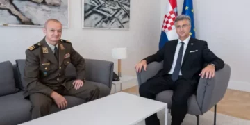 Kryeministri kroat kërkon informacione nga  Inteligjenca e Sigurisë Ushtarake rreth pilotit kroat të dyshuar për spiunazh në Kosovë