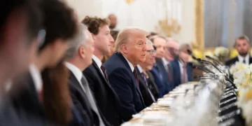 Trumpi dhe liderët e teknologjisë bashkohen për të fuqizuar dominimin amerikan të IA-së