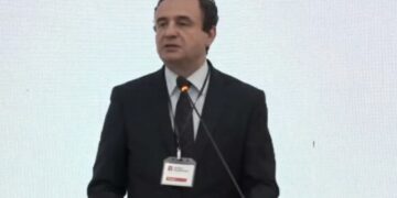 Kurti harron tregtarët energjetikë të afërt me të, e merr “bajrakun” për menaxhimin e krizës energjetike e ngritjes së çmimeve