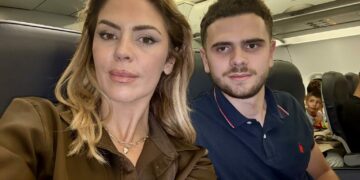 Deputetja Deliu niset drejt Hagës me të birin: Me zemrën për UÇK-në