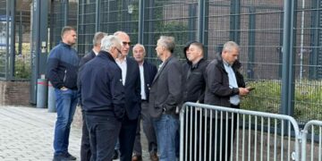 Nait Hasani dhe vëllezërit e Thaçit sot në Hagë për dëshminë e James Rubin