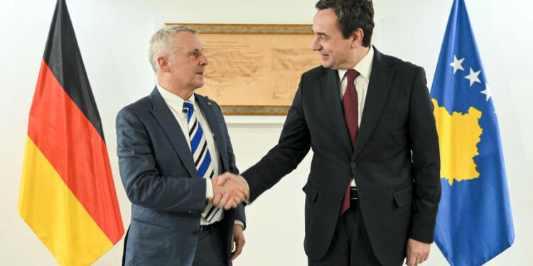 Rohde tregon pse evropianët s’po e takojnë Kurtin në zyrë, flet edhe për masat ndaj Kosovës