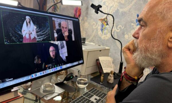 Fjalimi i parë i Diellës në një forum ndërkombëtar: Ari i ri nuk është i fshehur nën tokë, është i koduar në algoritme