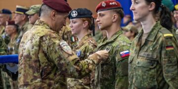 Barduani nderon me medalje ushtarët që kontribuan në stabilitetin e Kosovës