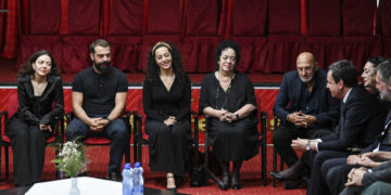 Kurti shkon për ngushëllime familjen e Enver Petrovcit