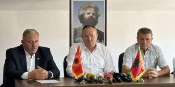 OVL-UÇK kërkon shkarkimin e kryeparlamentarit Dimal Basha: Nëse nuk shkarkohet në seancën e parë, vazhdojmë me protesta